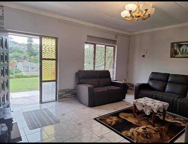 4 BEDROOM HOUSE FOR SALE IN CRAIGIEBURN